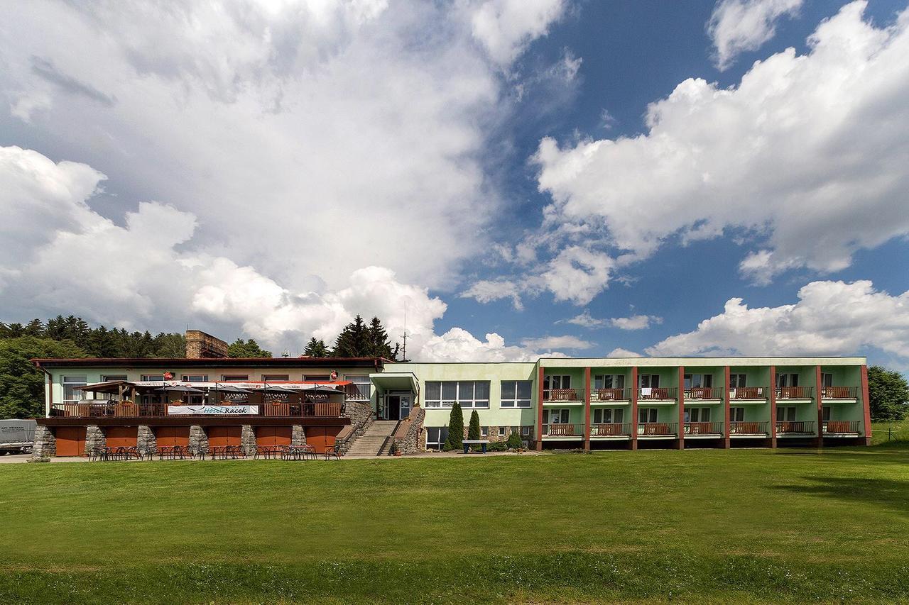 Hotel Racek Cerna v Posumavi Bagian luar foto