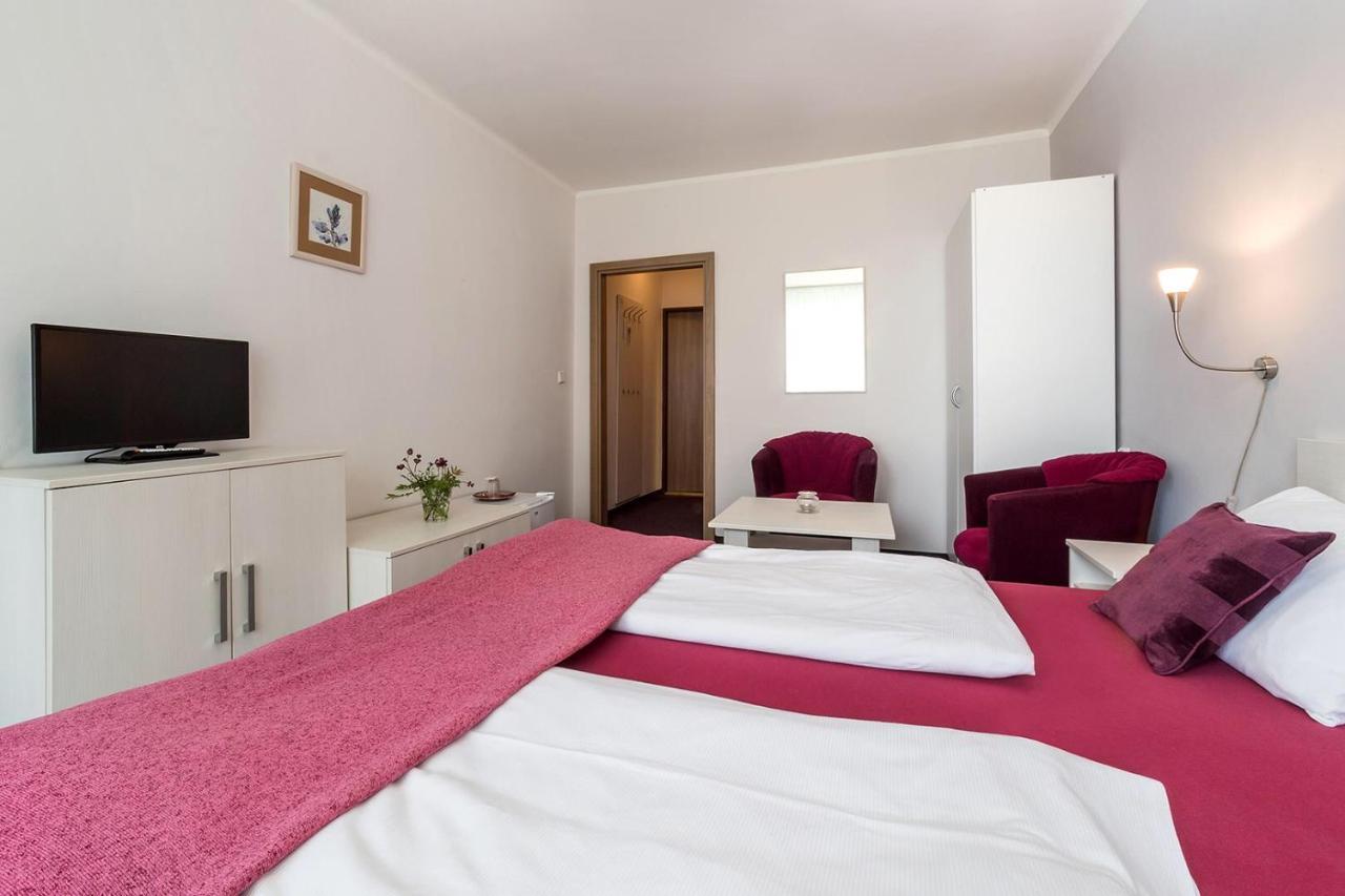 Hotel Racek Cerna v Posumavi Bagian luar foto