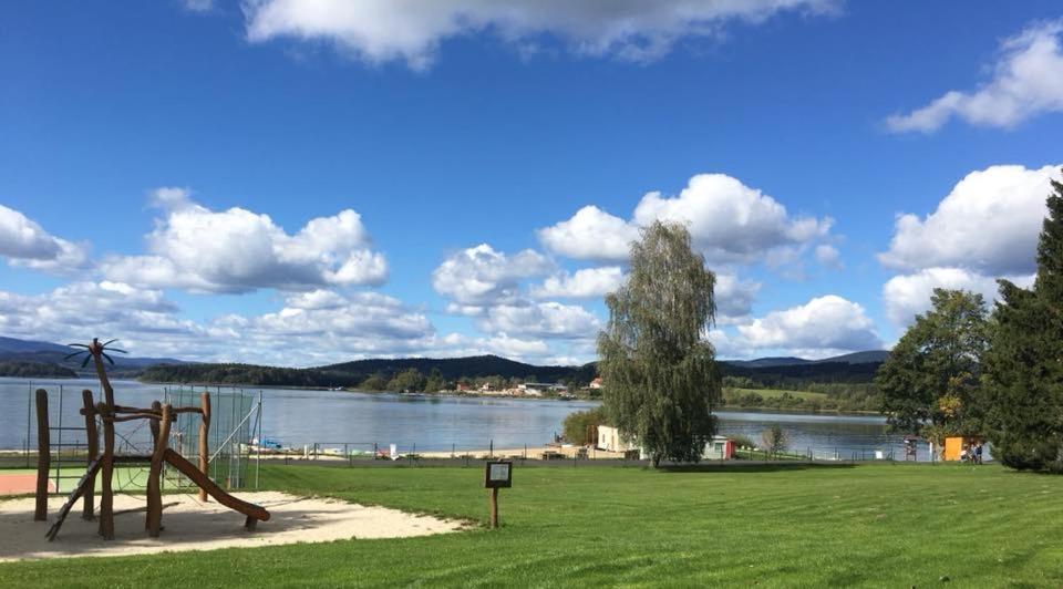 Hotel Racek Cerna v Posumavi Bagian luar foto